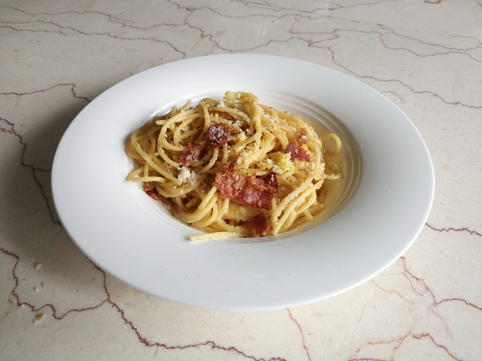 Špagety carbonára
